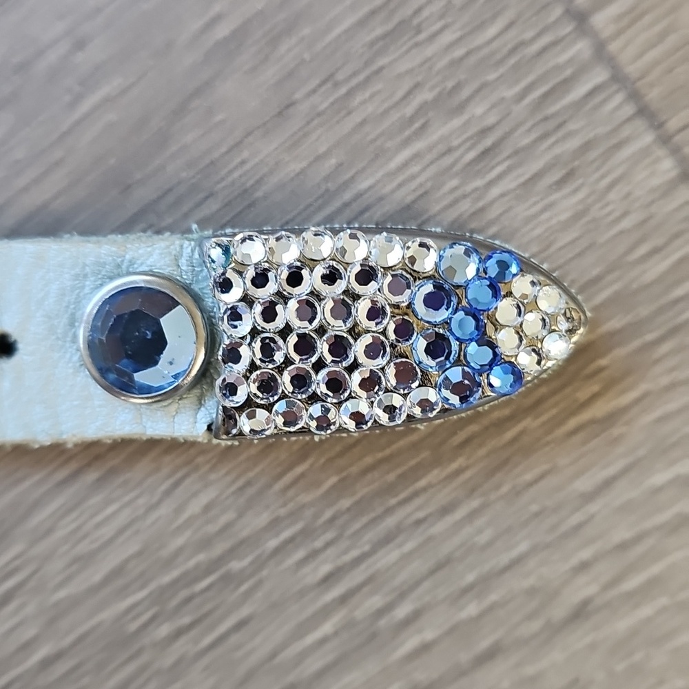 Michael Morris Elegant Crystal-Embellished Leather Belt Blue View 4
